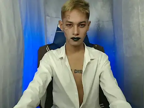 riks tyler online show from October 27, 2025, 4:22 pm