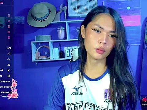 urgirljane online show from May 26, 2026, 9:38 am