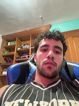 aavrdvh33 online show from February 3, 2026, 12:09 am