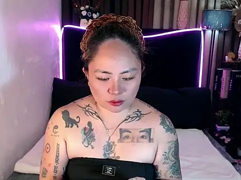 EstellaStarXxx online show from May 18, 2026, 8:58 pm