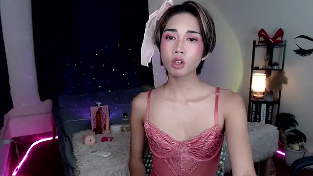 Lavictoriathegreat online show from December 19, 2025, 6:15 pm