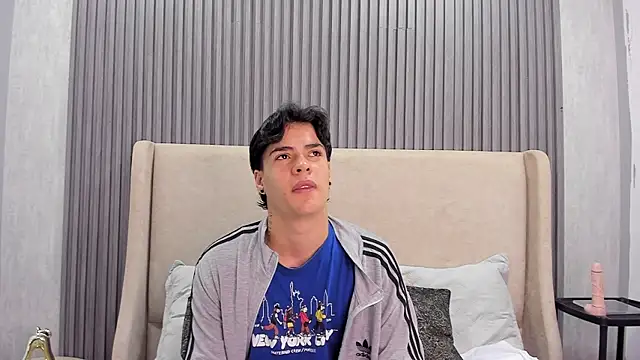 BenitoSaenz online show from September 10, 2025, 11:54 am