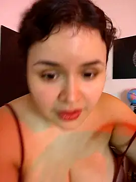 SeleneLuminari8 online show from July 28, 2026, 4:39 pm