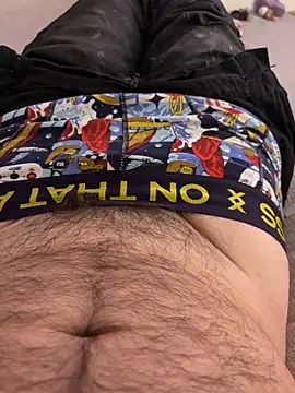 Snapshot of leroy9501 chatting on November 30, 2025, 2:04 am leroy9501 online show from November 30, 2025, 2:04 am