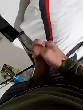 Franmrd95 online show from March 27, 2026, 2:17 am