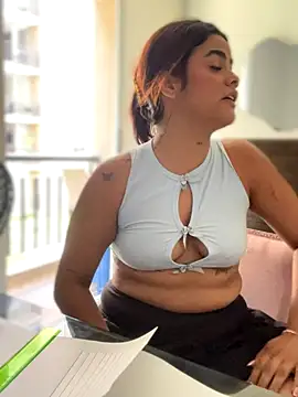 Kaily Sweet16 online show from September 28, 2025, 9:31 pm