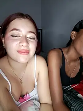 Chloe Sky love online show from April 14, 2026, 4:51 am