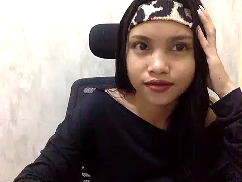 Snapshot of Lovely_angel19 chatting on July 19, 2026, 5:44 am Lovely angel19 online show from July 19, 2026, 5:44 am