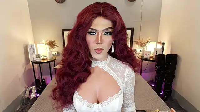 Snapshot of TatianaWil chatting on September 14, 2025, 1:32 pm TatianaWil online show from September 14, 2025, 1:32 pm