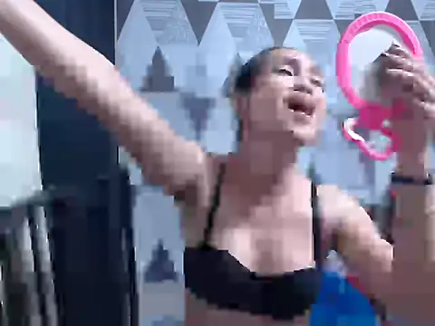 Wiynwyn Delamerced1989 online show from February 19, 2026, 1:07 pm