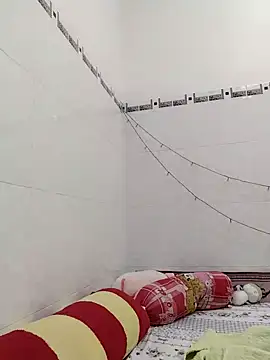 Snapshot of Mint299 chatting on October 10, 2025, 8:41 pm Mint299 online show from October 10, 2025, 8:41 pm