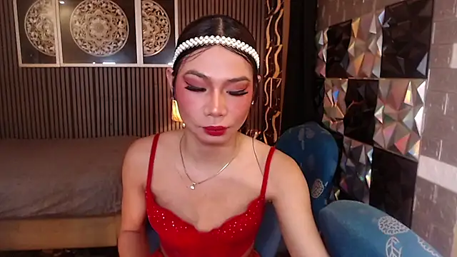 BigCockMaxineTS online show from July 11, 2026, 7:33 am