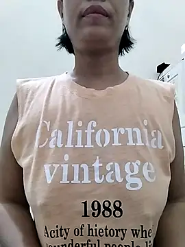 love sexy090 online show from July 25, 2026, 1:58 am