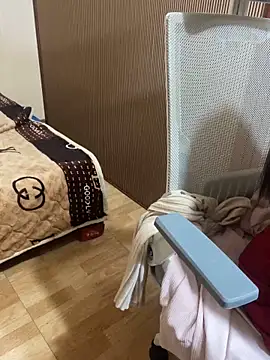 Snapshot of Mina048 chatting on March 21, 2026, 1:21 am Mina048 online show from March 21, 2026, 1:21 am