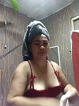 sexybitch 02 online show from February 19, 2026, 9:16 am