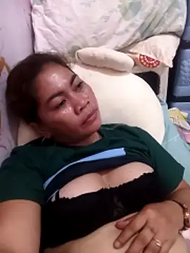 sexybitch 02 online show from April 4, 2026, 11:40 am