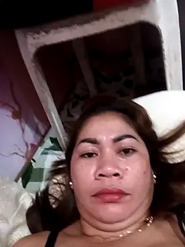 sexybitch 02 online show from April 16, 2026, 1:56 pm