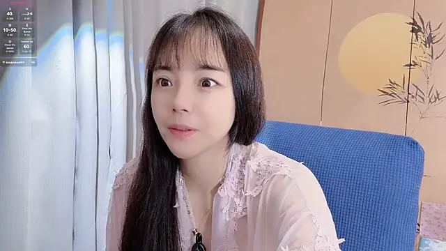 Snapshot of xinxin520-baby chatting on June 17, 2026, 12:02 am xinxin520-baby online show from June 17, 2026, 12:02 am