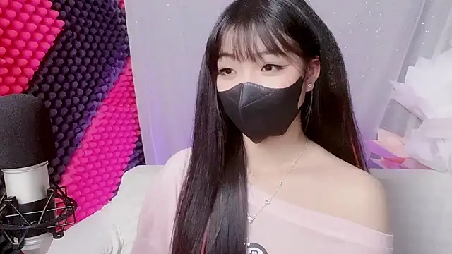 kemybaby online show from February 9, 2026, 5:39 pm