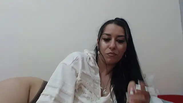 Maryem637048 online show from March 11, 2026, 12:55 pm