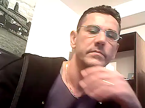 Snapshot of mastercharisma35 chatting on January 17, 2026, 11:48 am mastercharisma35 online show from January 17, 2026, 11:48 am