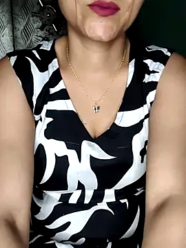 Horny Shalu online show from September 10, 2025, 5:35 pm