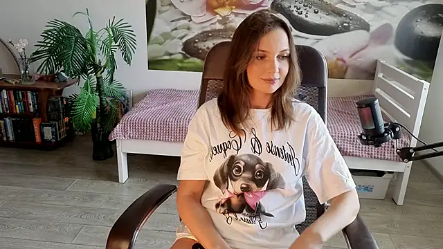 jenny  cutey online show from May 31, 2026, 4:09 am