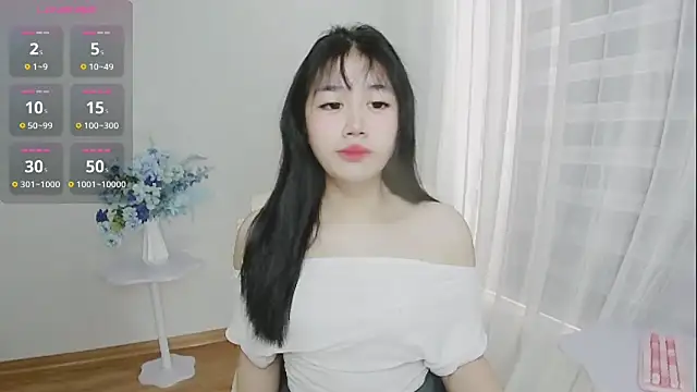 -Rose-Lucky- online show from September 19, 2025, 1:18 am