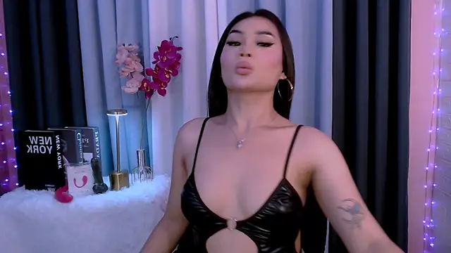 Snapshot of Coka_bella chatting on February 18, 2026, 7:32 pm Coka bella online show from February 18, 2026, 7:32 pm