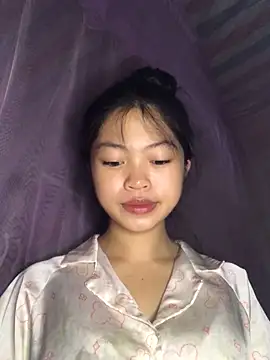 Thy00   online show from September 23, 2025, 9:56 am