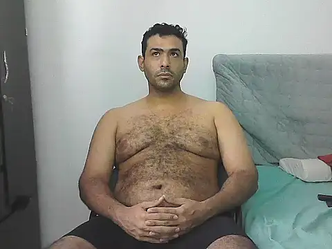 Snapshot of morenocabro10 chatting on April 26, 2026, 5:32 pm morenocabro10 online show from April 26, 2026, 5:32 pm