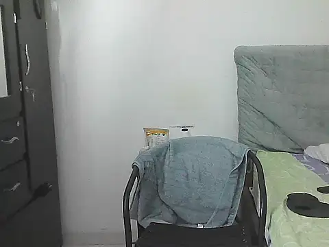 Snapshot of morenocabro10 chatting on May 3, 2026, 6:58 pm morenocabro10 online show from May 3, 2026, 6:58 pm