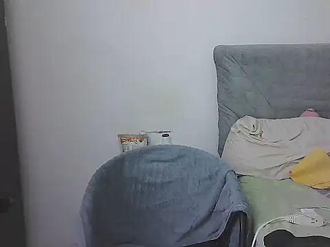 Snapshot of morenocabro10 chatting on May 6, 2026, 11:32 pm morenocabro10 online show from May 6, 2026, 11:32 pm
