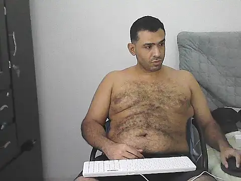 Snapshot of morenocabro10 chatting on May 10, 2026, 10:37 pm morenocabro10 online show from May 10, 2026, 10:37 pm