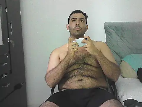 Snapshot of morenocabro10 chatting on May 30, 2026, 5:15 am morenocabro10 online show from May 30, 2026, 5:15 am