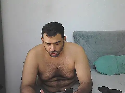 Snapshot of morenocabro10 chatting on June 3, 2026, 3:20 am morenocabro10 online show from June 3, 2026, 3:20 am