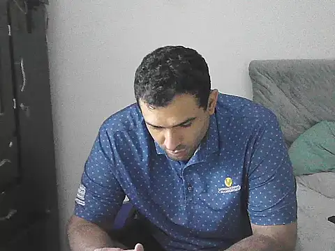 Snapshot of morenocabro10 chatting on June 19, 2026, 4:06 am morenocabro10 online show from June 19, 2026, 4:06 am