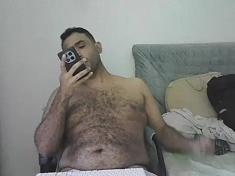Snapshot of morenocabro10 chatting on July 6, 2026, 3:58 am morenocabro10 online show from July 6, 2026, 3:58 am