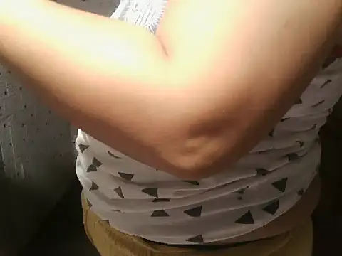 Snapshot of Sexymom350 chatting on October 25, 2025, 1:13 am Sexymom350 online show from October 25, 2025, 1:13 am