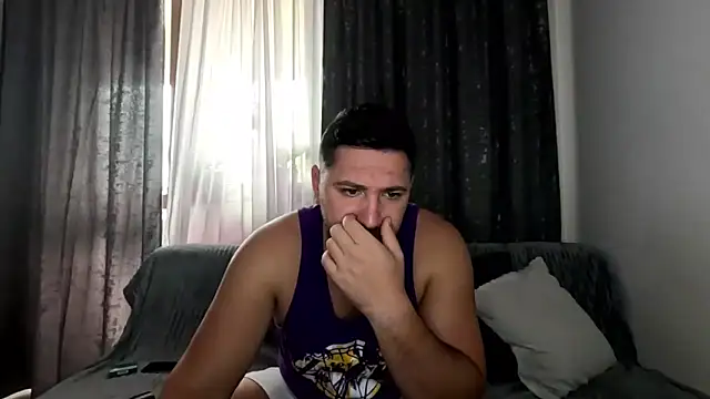 Gold Alpha Boy online show from October 10, 2025, 8:13 am