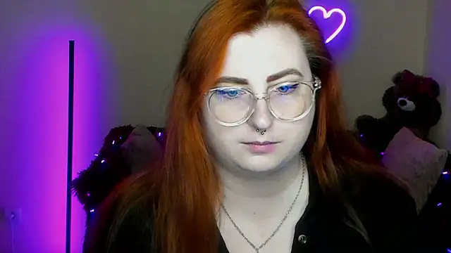 Alicia love00 online show from April 5, 2026, 5:26 am