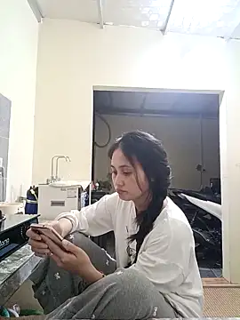 Snapshot of Jun-Mzzz chatting on February 1, 2026, 2:48 pm Jun-Mzzz online show from February 1, 2026, 2:48 pm