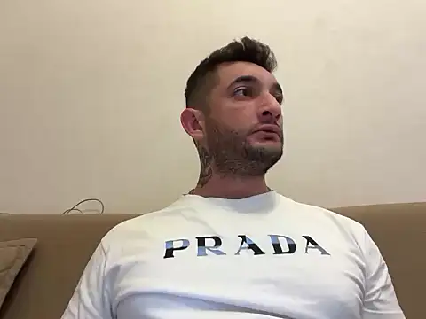 SARSILMAZ HOME online show from December 18, 2025, 7:09 pm