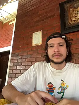 Snapshot of Luxx_14 chatting on February 24, 2026, 3:10 pm Luxx 14 online show from February 24, 2026, 3:10 pm