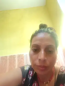 Snapshot of ISHANI-SINGH chatting on April 4, 2026, 3:05 am ISHANI-SINGH online show from April 4, 2026, 3:05 am
