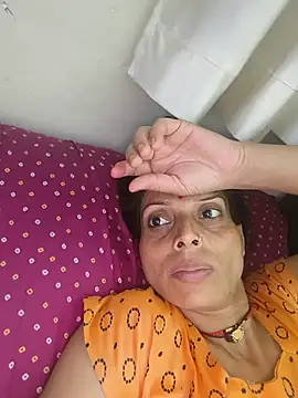 Snapshot of ISHANI-SINGH chatting on June 17, 2026, 3:24 pm ISHANI-SINGH online show from June 17, 2026, 3:24 pm
