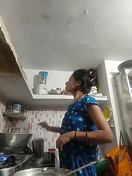 Snapshot of ISHANI-SINGH chatting on June 24, 2026, 1:43 pm ISHANI-SINGH online show from June 24, 2026, 1:43 pm