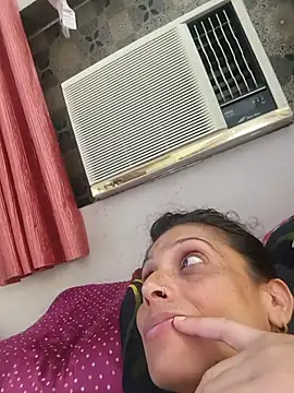 Snapshot of ISHANI-SINGH chatting on July 9, 2026, 2:59 am ISHANI-SINGH online show from July 9, 2026, 2:59 am
