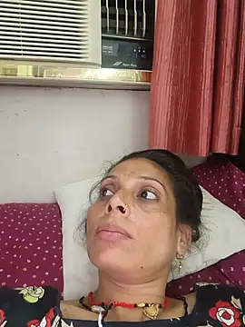 Snapshot of ISHANI-SINGH chatting on July 13, 2026, 1:03 pm ISHANI-SINGH online show from July 13, 2026, 1:03 pm