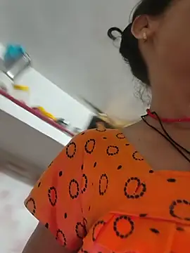 Snapshot of ISHANI-SINGH chatting on July 18, 2026, 3:00 am ISHANI-SINGH online show from July 18, 2026, 3:00 am